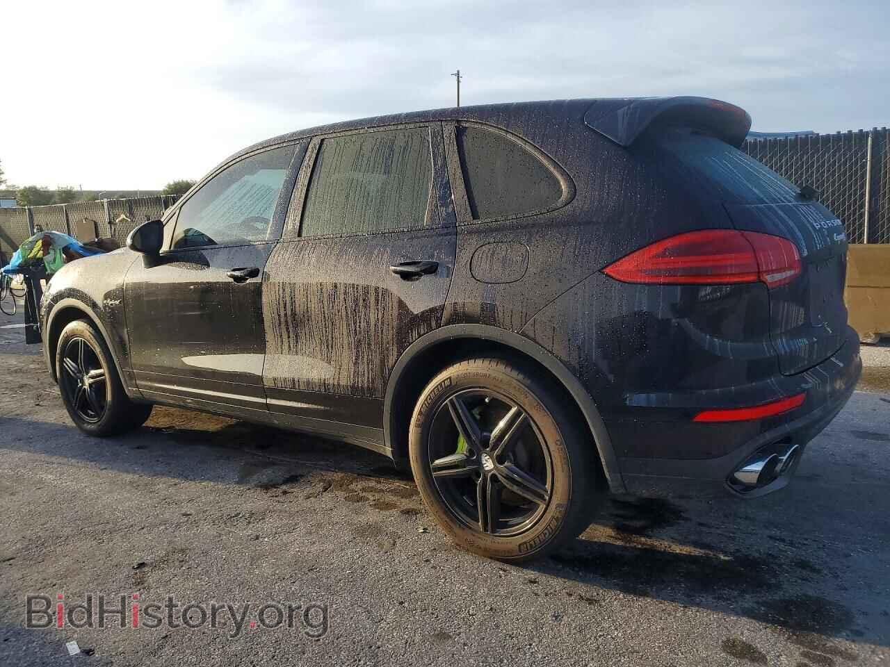2016 PORSCHE CAYENNE - VIN: WP1AE2A24GLA16551 - Photo 2