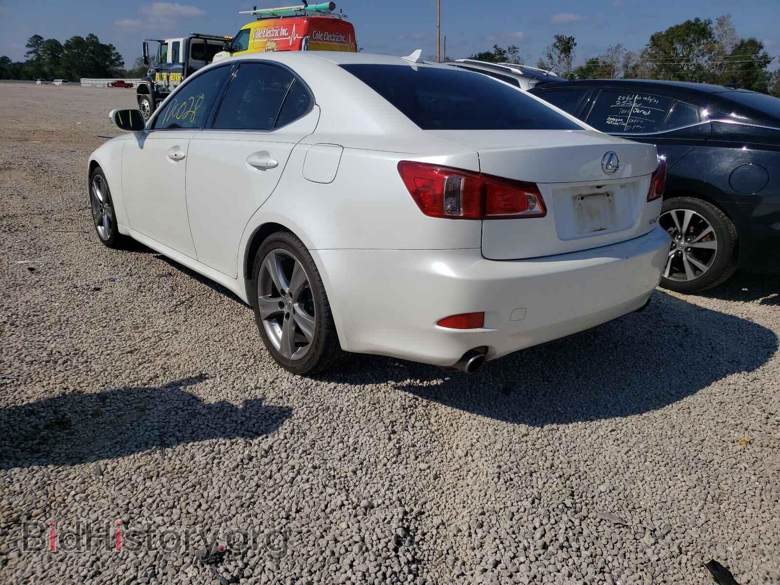 2011 LEXUS IS - VIN: JTHBF5C23B5137164 - Фото 3