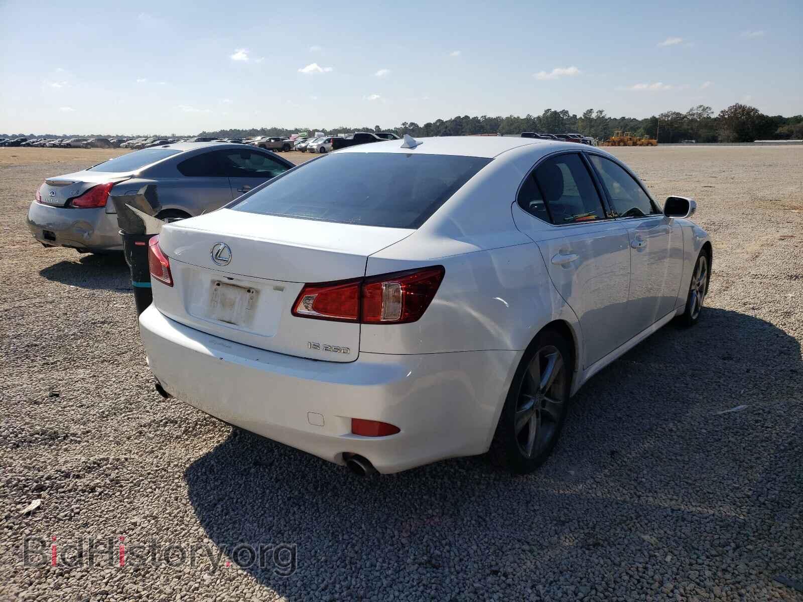 2011 LEXUS IS - VIN: JTHBF5C23B5137164 - Фото 4