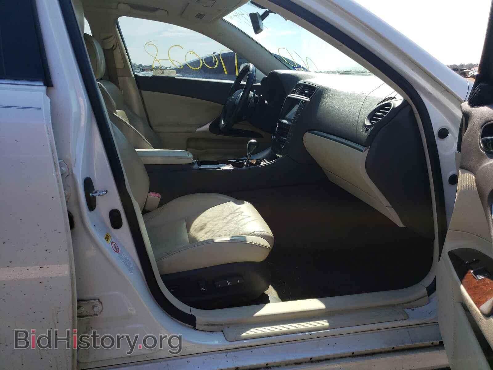 2011 LEXUS IS - VIN: JTHBF5C23B5137164 - Фото 5