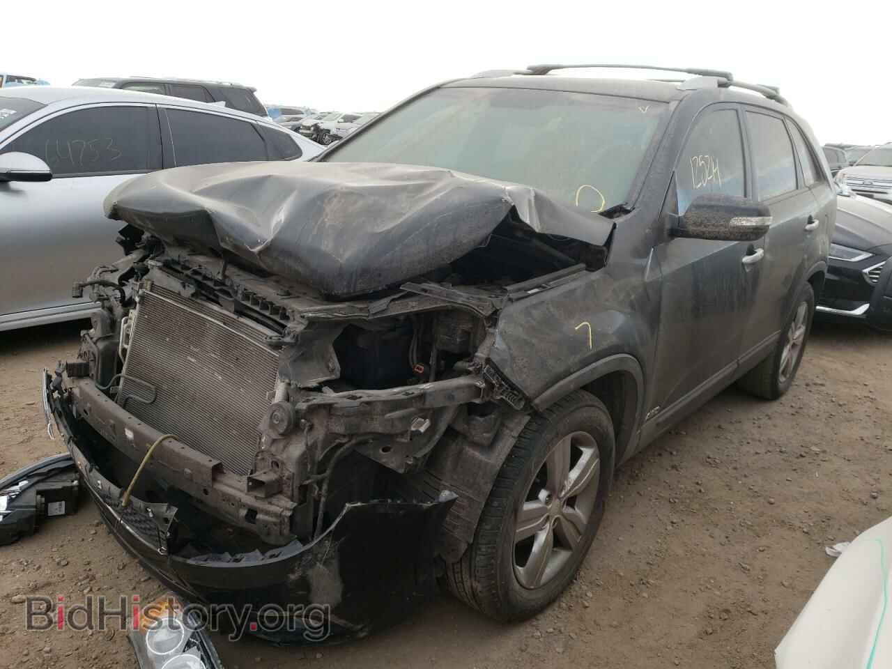 2013 KIA SORENTO - VIN: 5XYKUDA23DG325357 - Фото 2