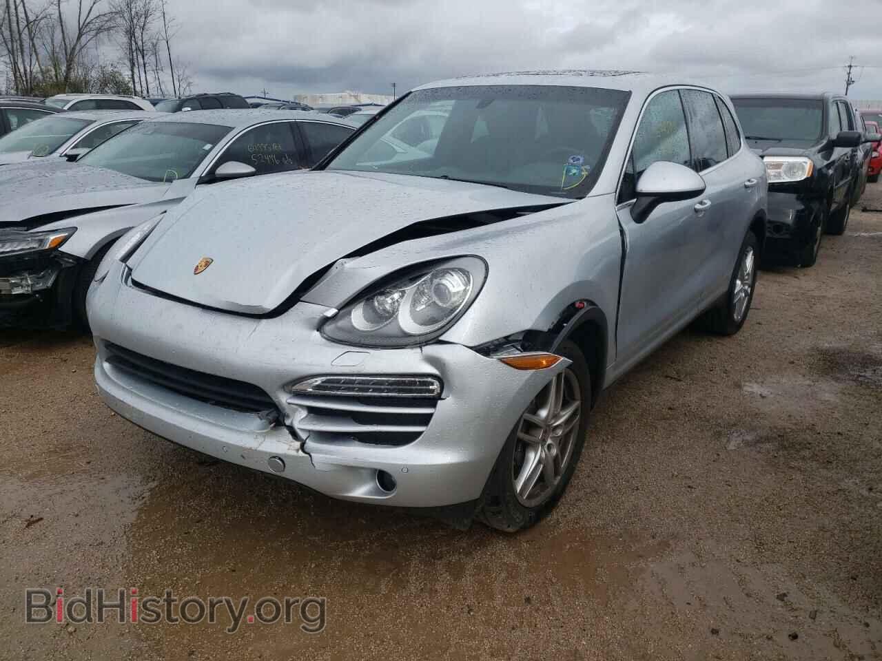 2013 PORSCHE CAYENNE - VIN: WP1AA2A20DLA02895 - Photo 2