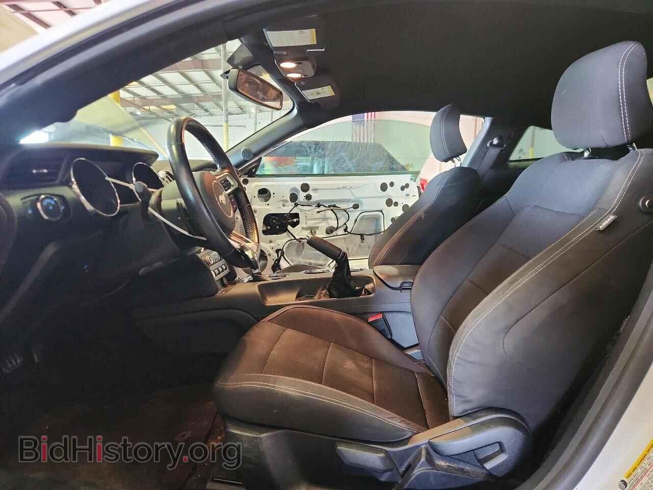 2016 FORD MUSTANG - VIN: 1FA6P8AM7G5265233 - Фото 7