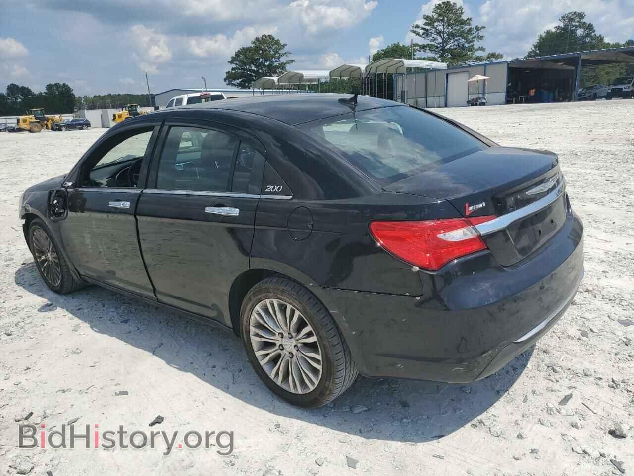 2011 CHRYSLER 200 - VIN: 1C3BC2FG8BN610948 - Фото 2