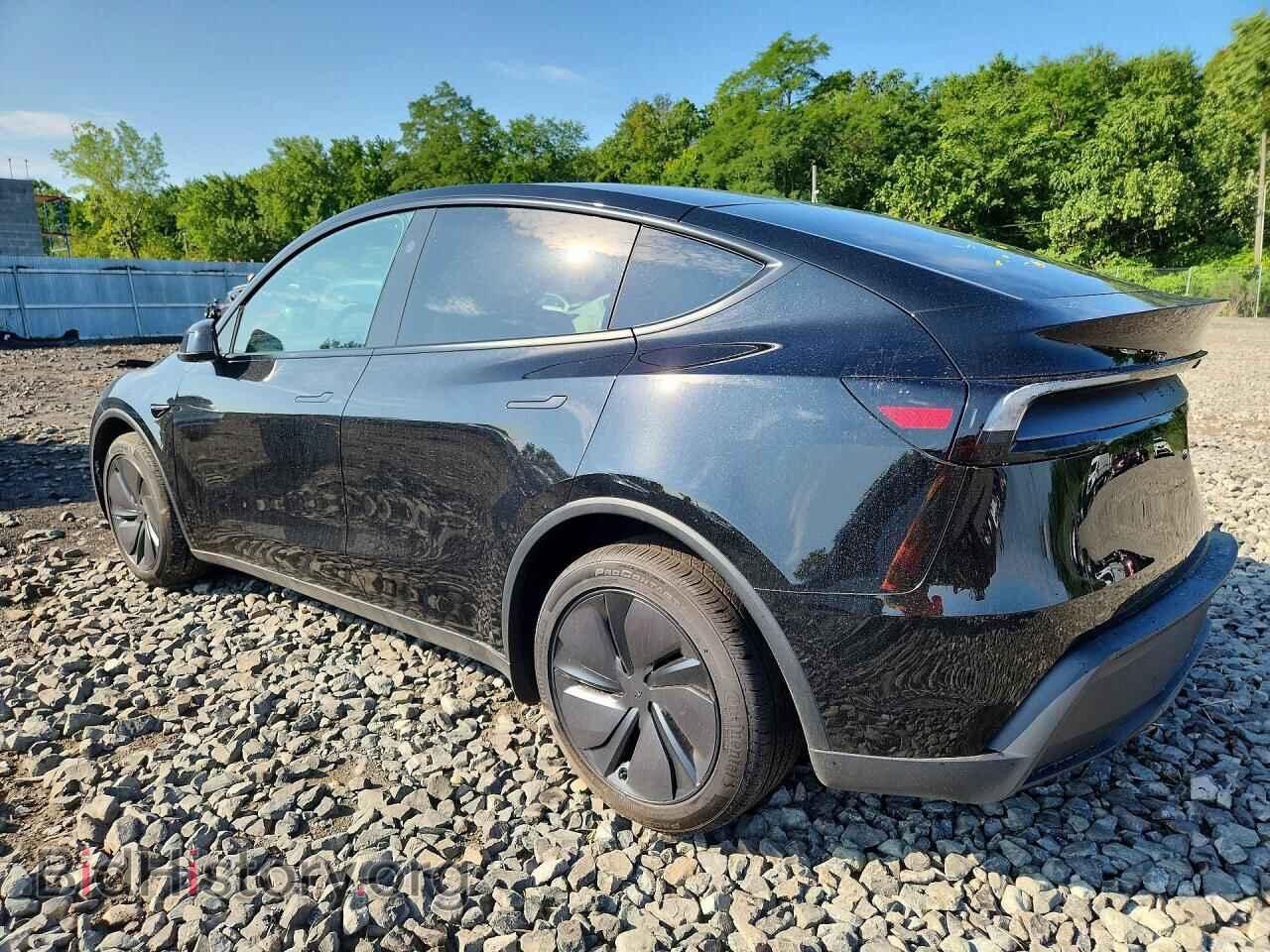 2026 TESLA MODEL Y - VIN: 7SAYGAEE0TF646771 - Фото 2