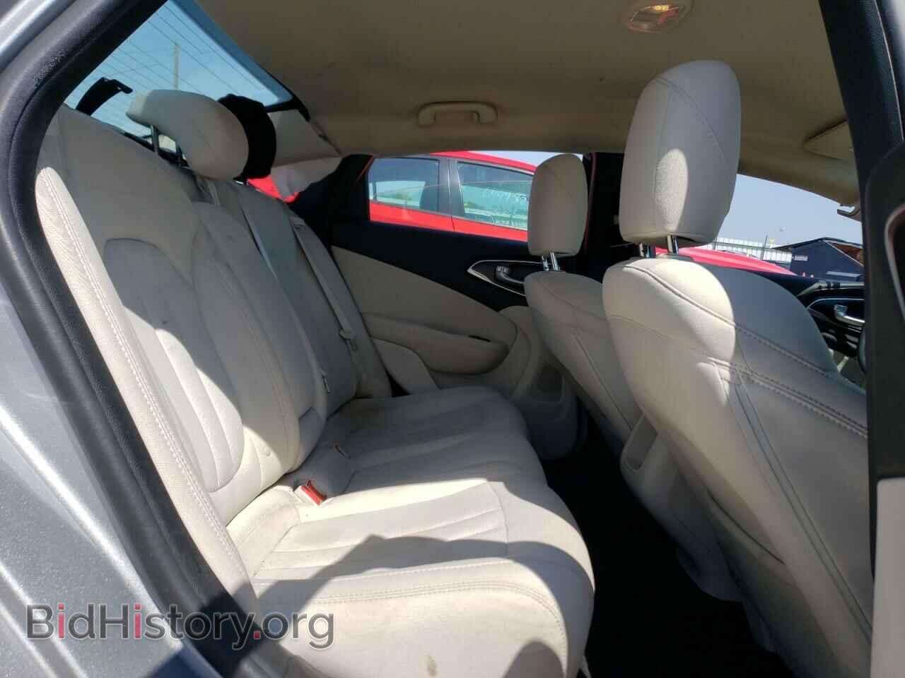 2016 CHRYSLER 200 - VIN: 1C3CCCAB7GN177782 - Фото 10