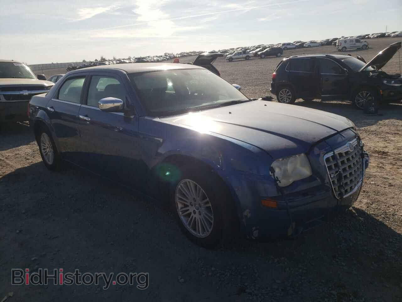 Photo 2C3CA4CD7AH104535 - CHRYSLER 300 2010
