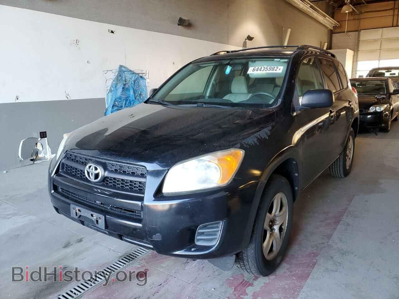 2011 TOYOTA RAV4 - VIN: 2T3BF4DV5BW129175 - Фото 2