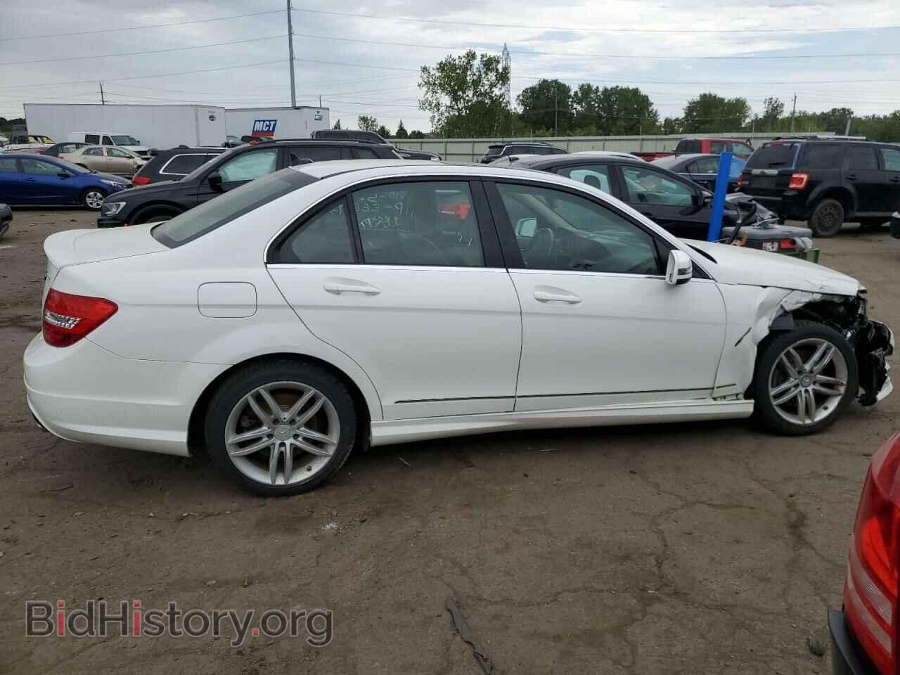 2014 MERCEDES-BENZ C-CLASS - VIN: WDDGF8AB5EA955850 - Фото 3