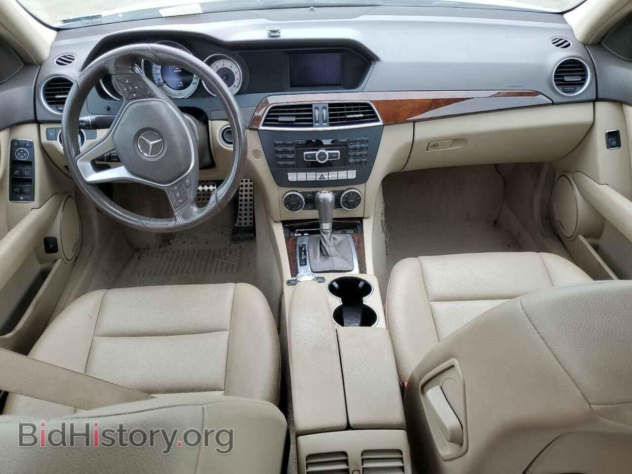 2014 MERCEDES-BENZ C-CLASS - VIN: WDDGF8AB5EA955850 - Фото 8