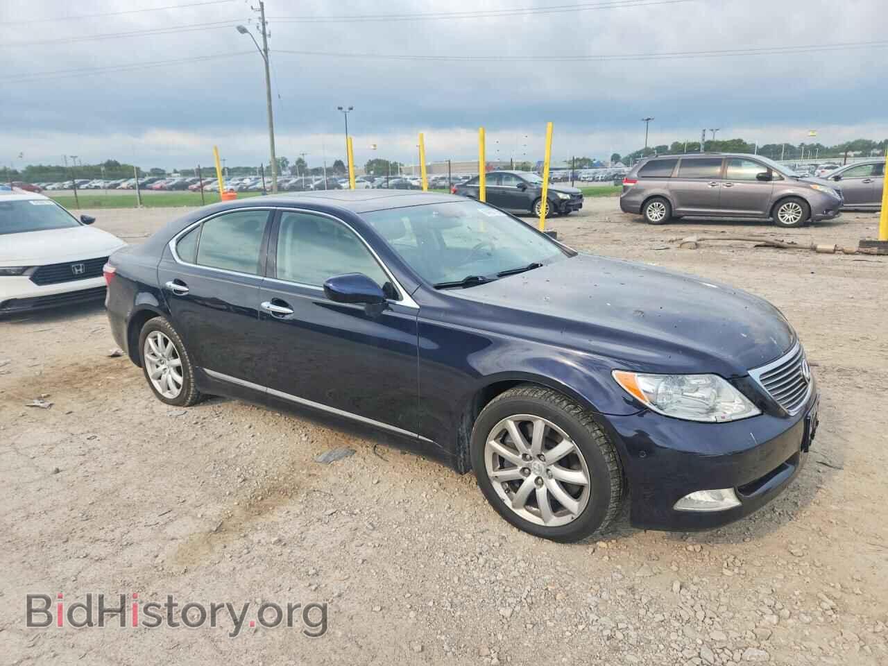 2009 LEXUS LS460 - VIN: JTHCL46F795002639 - Photo 4