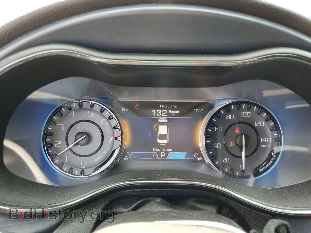 2016 CHRYSLER 200 - VIN: 1C3CCCDG5GN126109 - Photo 9