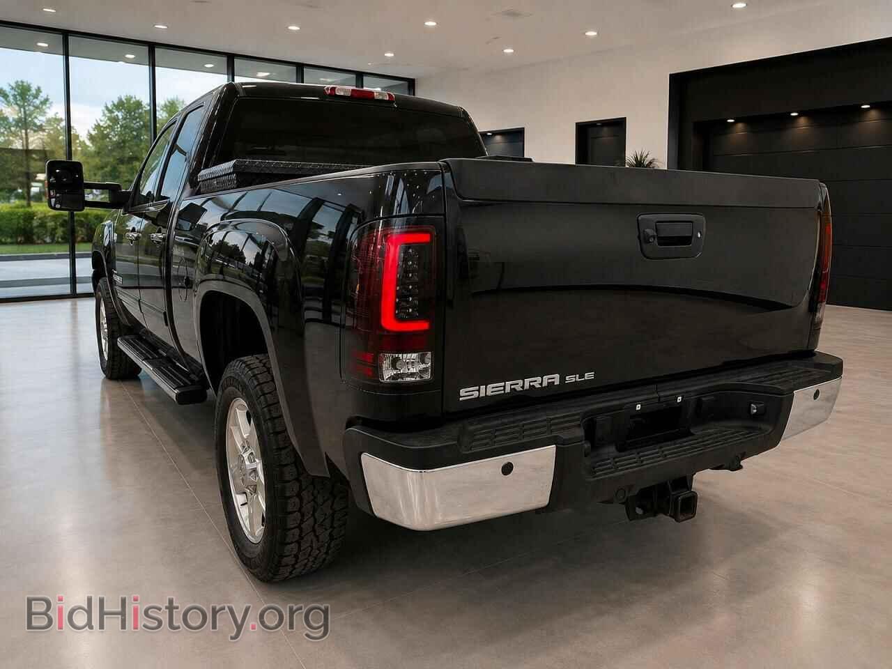 2011 GMC SIERRA - VIN: 1GT220C81BZ381621 - Фото 3