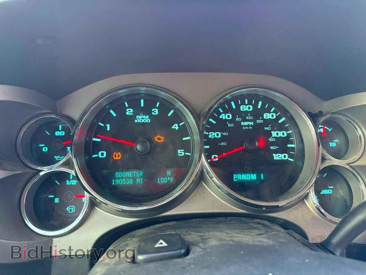 2011 GMC SIERRA - VIN: 1GT220C81BZ381621 - Фото 8
