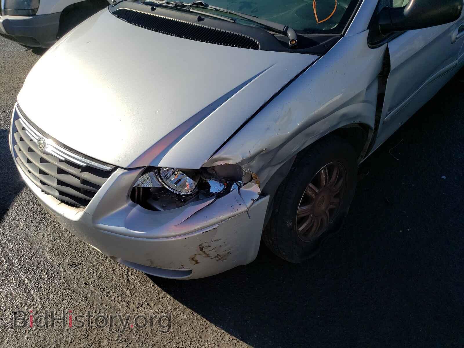 2006 CHRYSLER MINIVAN - VIN: 2A4GP54L26R618926 - Фото 9