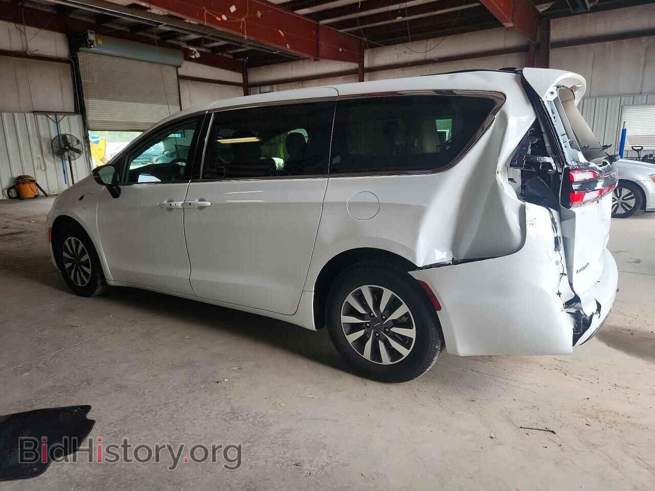 2024 CHRYSLER PACIFICA - VIN: 2C4RC1S75RR147139 - Photo 2