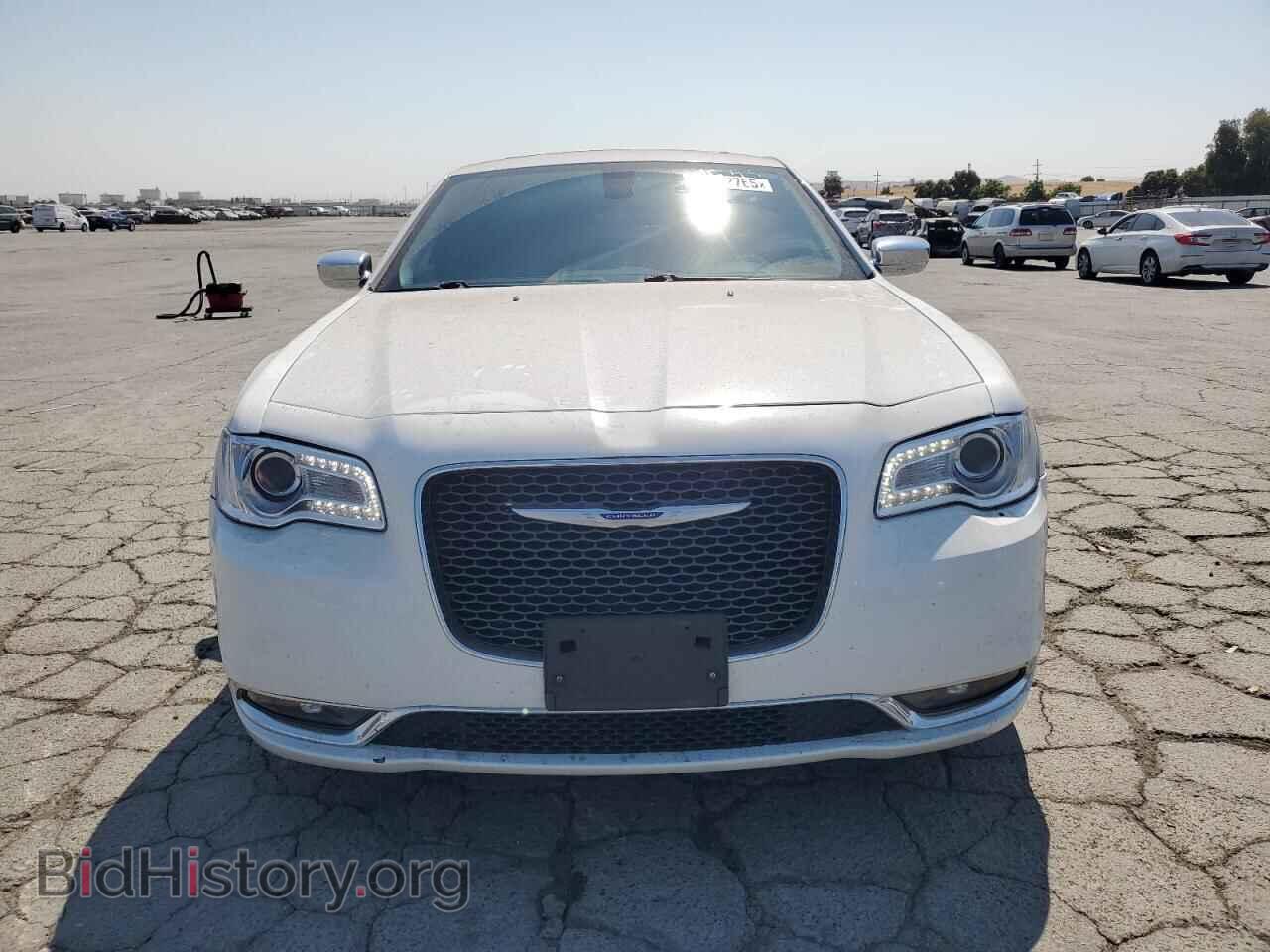 2019 CHRYSLER 300 - VIN: 2C3CCAEG6KH609595 - Фото 5