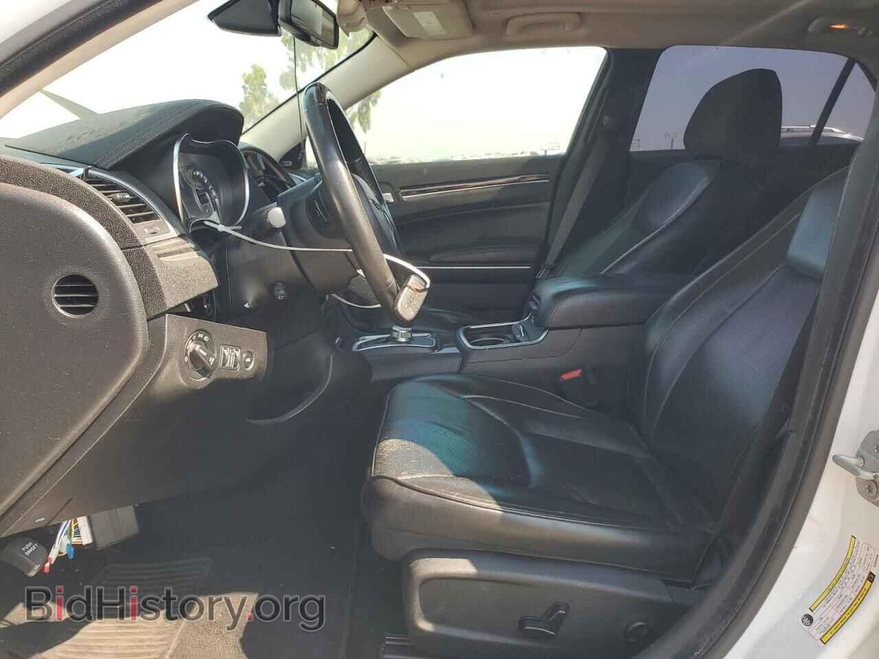 2019 CHRYSLER 300 - VIN: 2C3CCAEG6KH609595 - Фото 7