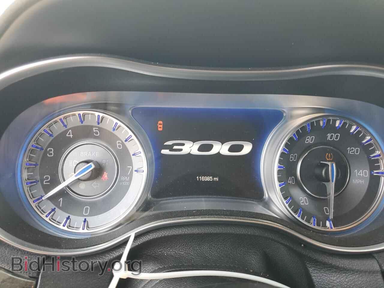2019 CHRYSLER 300 - VIN: 2C3CCAEG6KH609595 - Фото 9