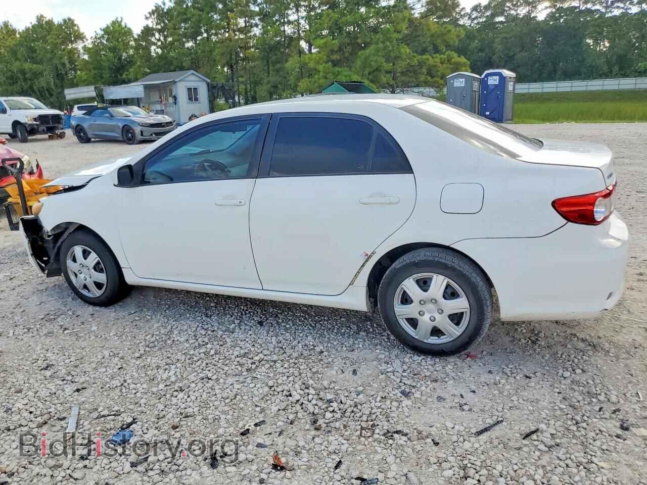 2011 TOYOTA COROLLA - VIN: 2T1BU4EEXBC629086 - Фото 2