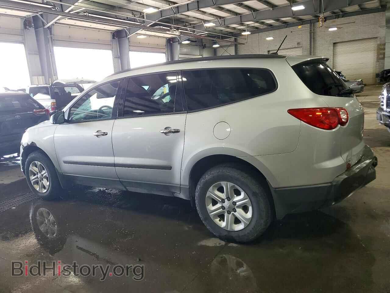 2012 CHEVROLET TRAVERSE - VIN: 1GNKREED4CJ169094 - Фото 2