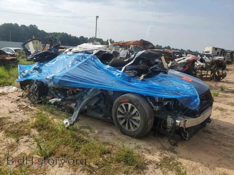 2021 Chrysler PACIFICA (VIN 2C4RC1L7XMR594041) — photo 4 of 15