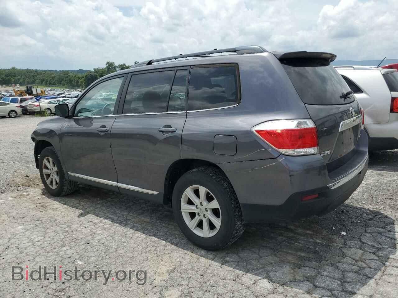 2013 TOYOTA HIGHLANDER - VIN: 5TDBK3EH8DS225899 - Фото 2