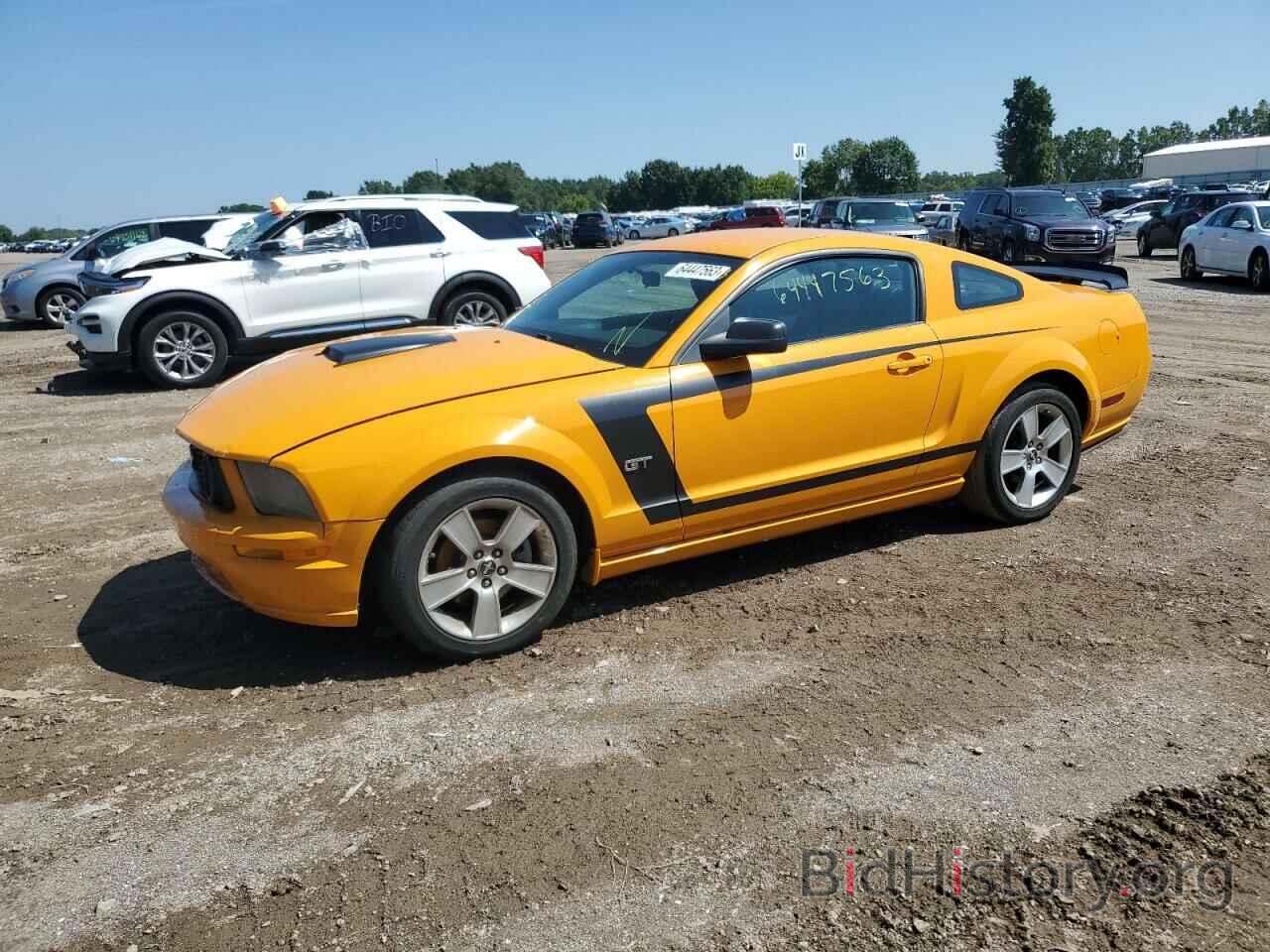 Photo 1ZVFT82H175197662 - FORD MUSTANG 2007