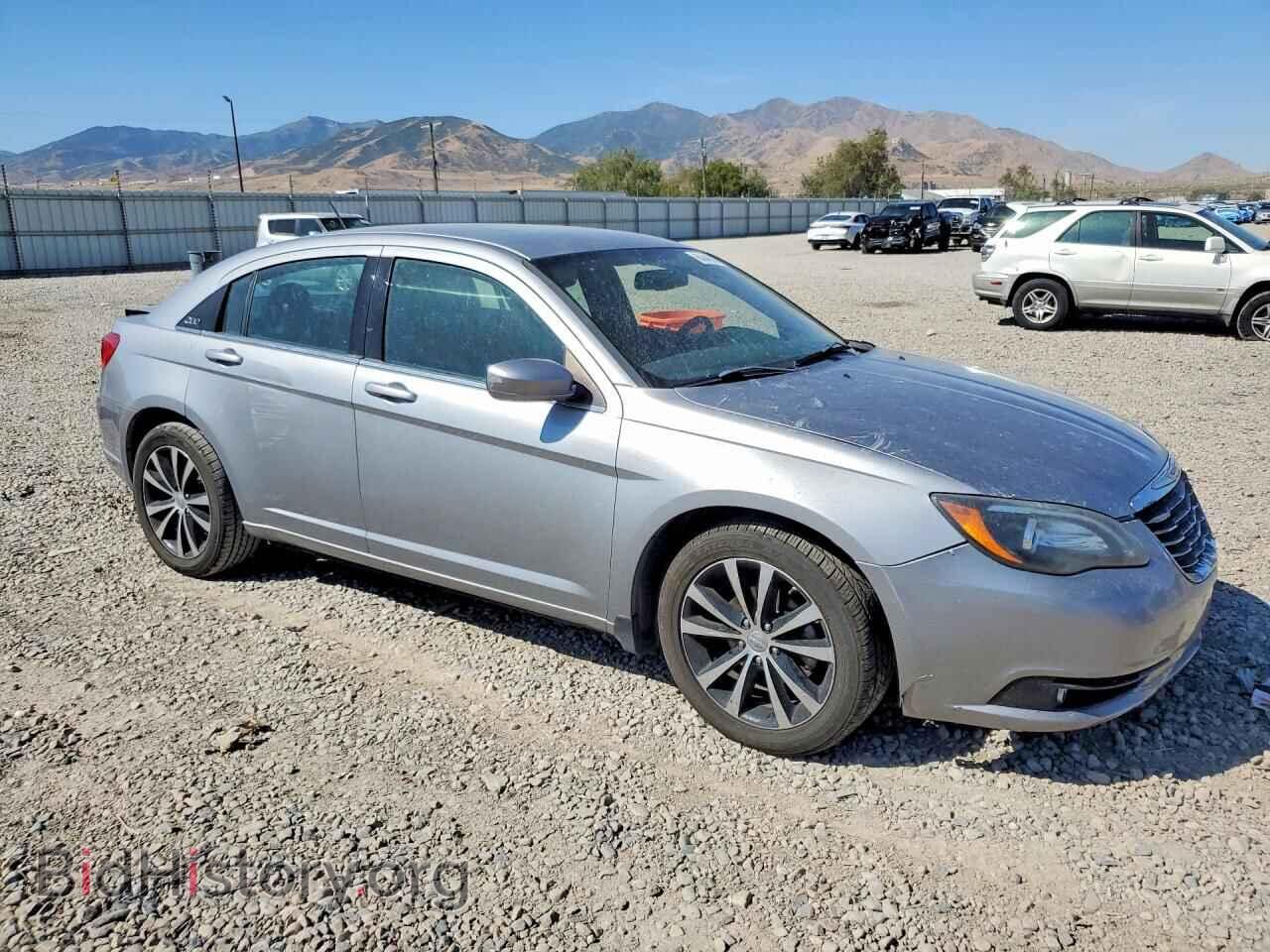 2014 CHRYSLER 200 - VIN: 1C3CCBCG9EN152043 - Photo 4