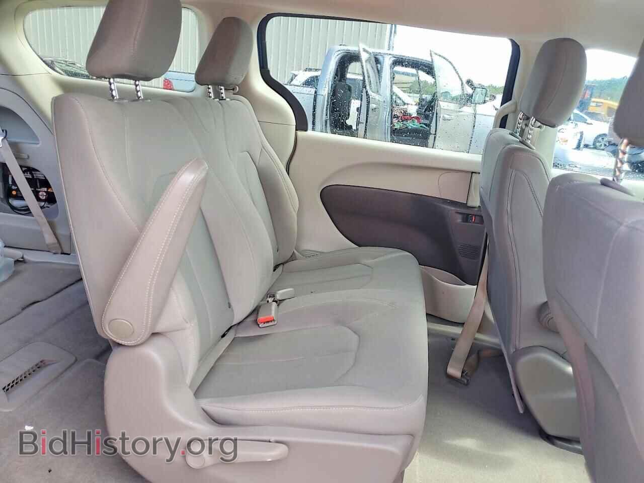 2018 CHRYSLER PACIFICA - VIN: 2C4RC1AG6JR263519 - Фото 11