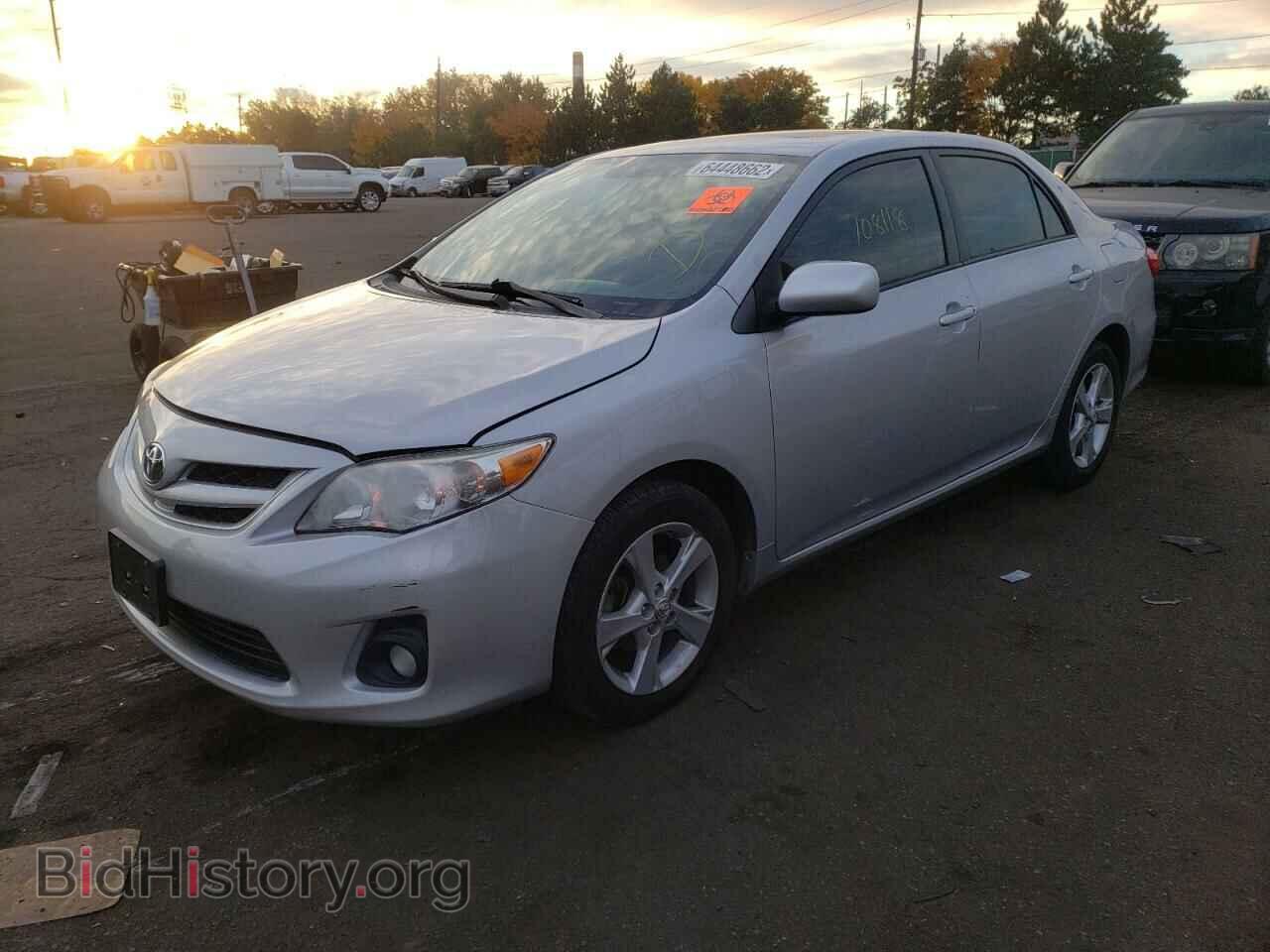 2011 TOYOTA COROLLA - VIN: 2T1BU4EE3BC565926 - Фото 2