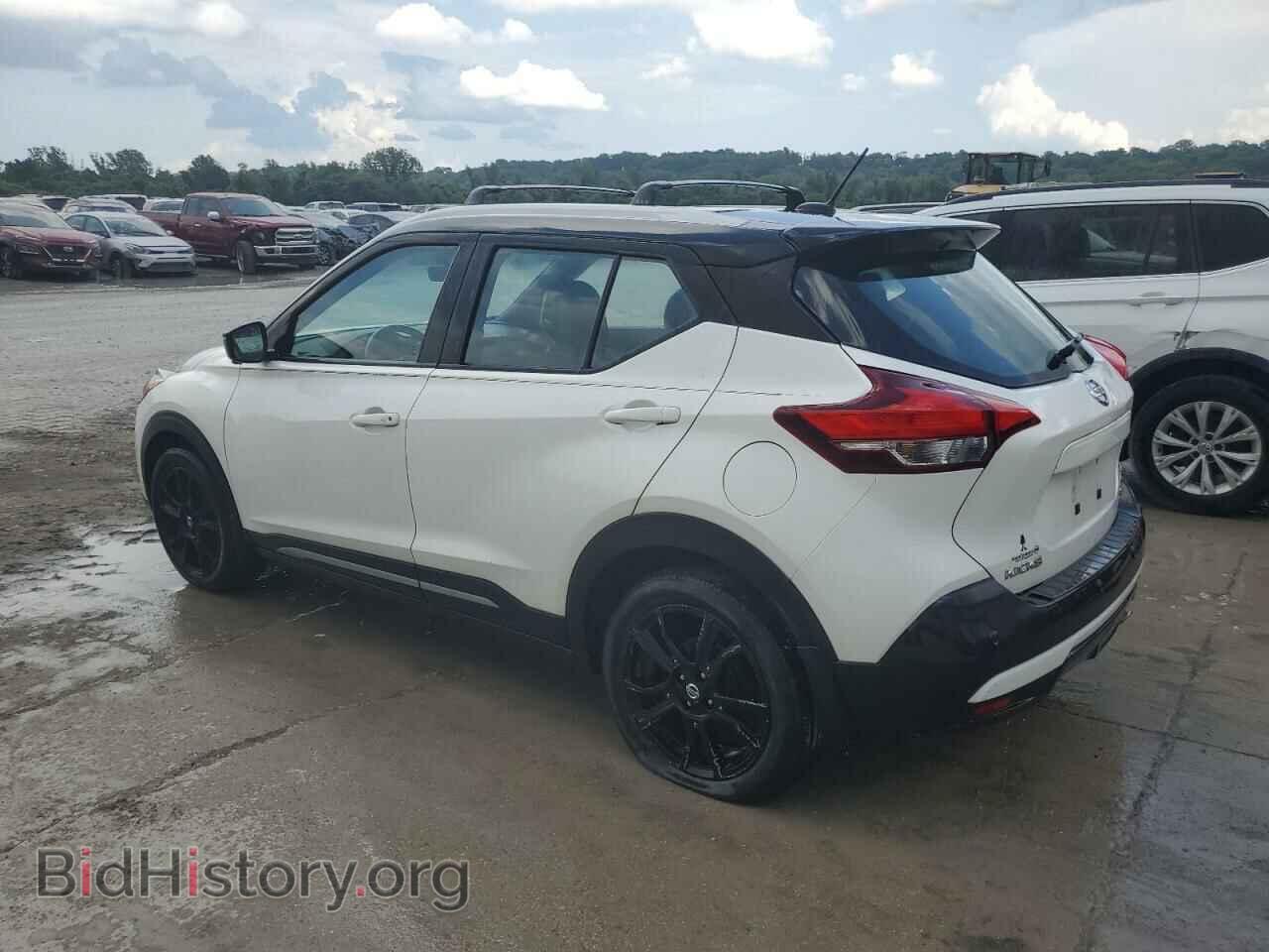 2020 NISSAN KICKS - VIN: 3N1CP5DV1LL494052 - Фото 2