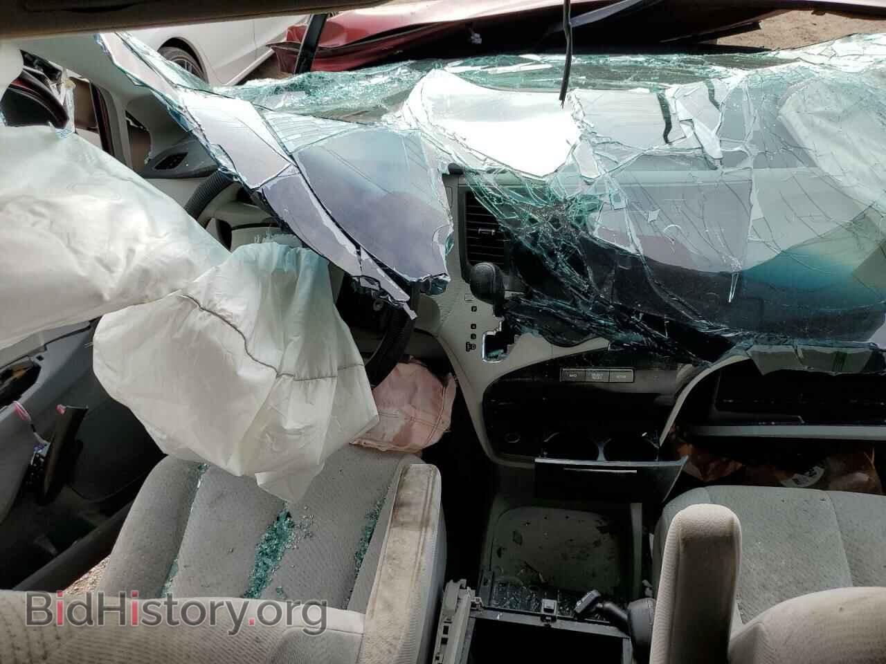 2011 TOYOTA All Models - VIN: 5TDKK3DC3BS022972 - Фото 8