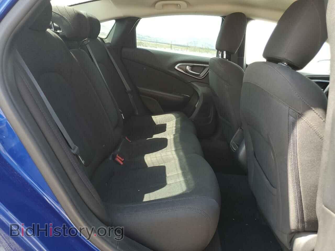 2016 CHRYSLER 200 - VIN: 1C3CCCAB5GN129651 - Фото 10