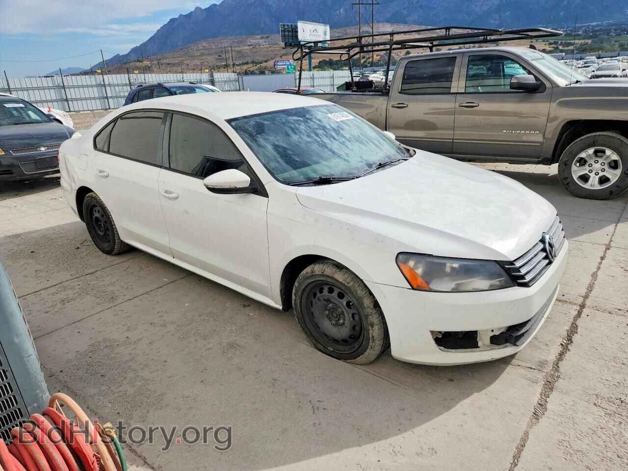 2012 VOLKSWAGEN PASSAT - VIN: 1VWAH7A39CC098525 - Фото 4