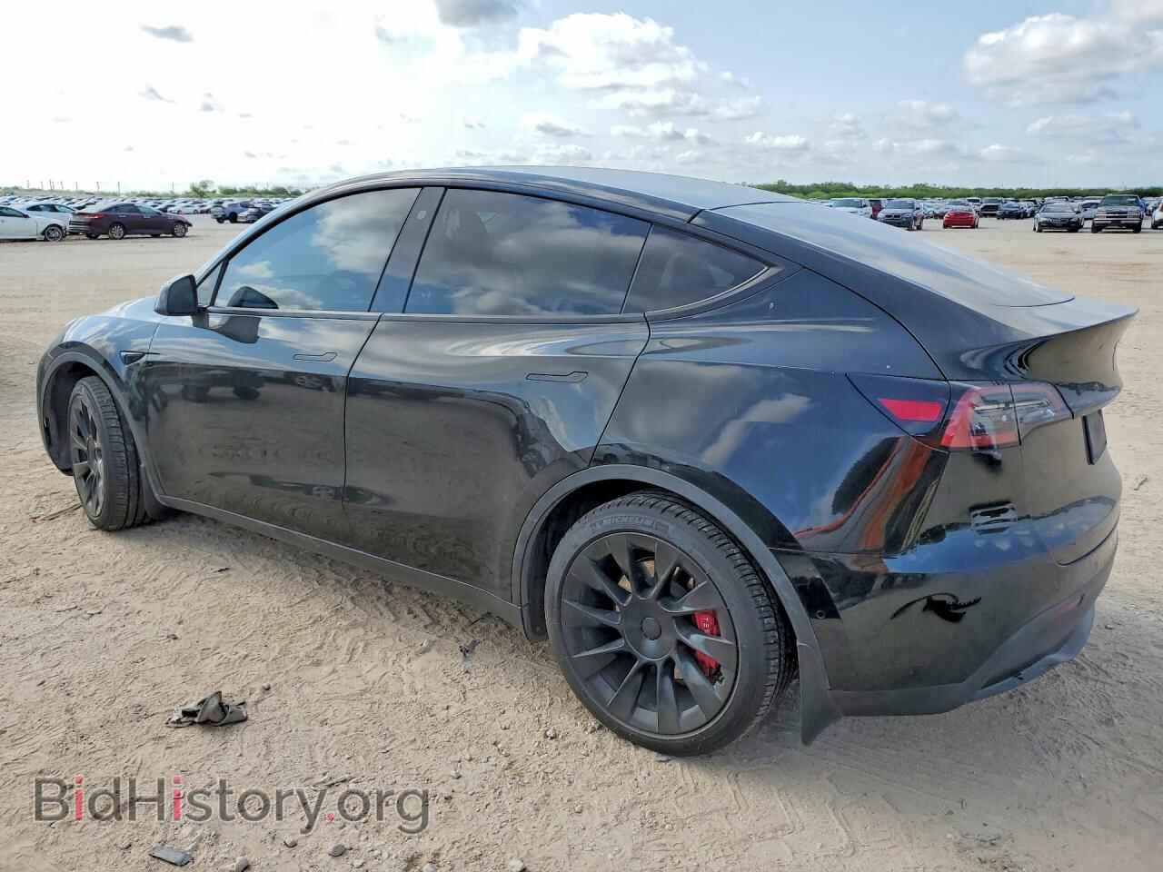 2021 TESLA MODEL Y - VIN: 5YJYGDEE7MF143142 - Photo 2