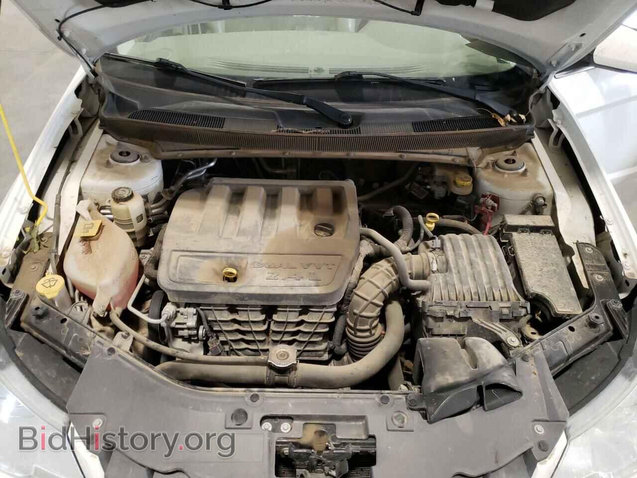 2010 CHRYSLER SEBRING - VIN: 1C3CC5FB1AN158785 - Фото 7