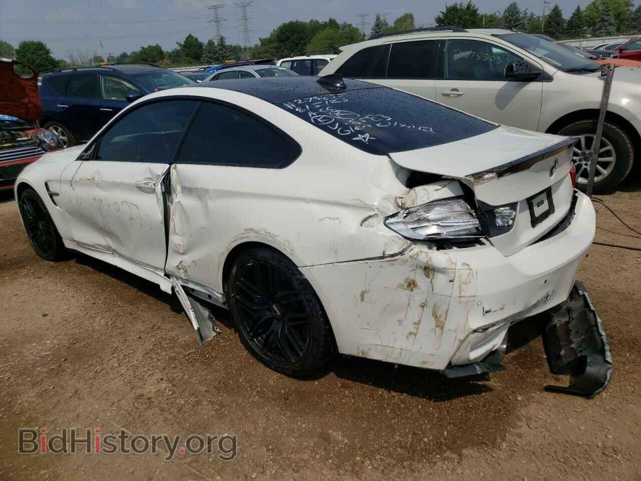 2016 BMW M4 - VIN: WBS3R9C59GK338583 - Фото 2