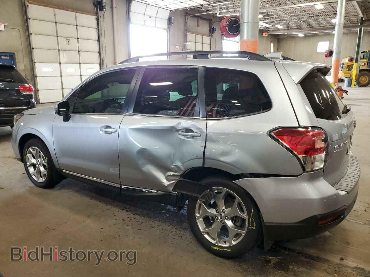 2017 SUBARU FORESTER - VIN: JF2SJAWC3HH801226 - Фото 2