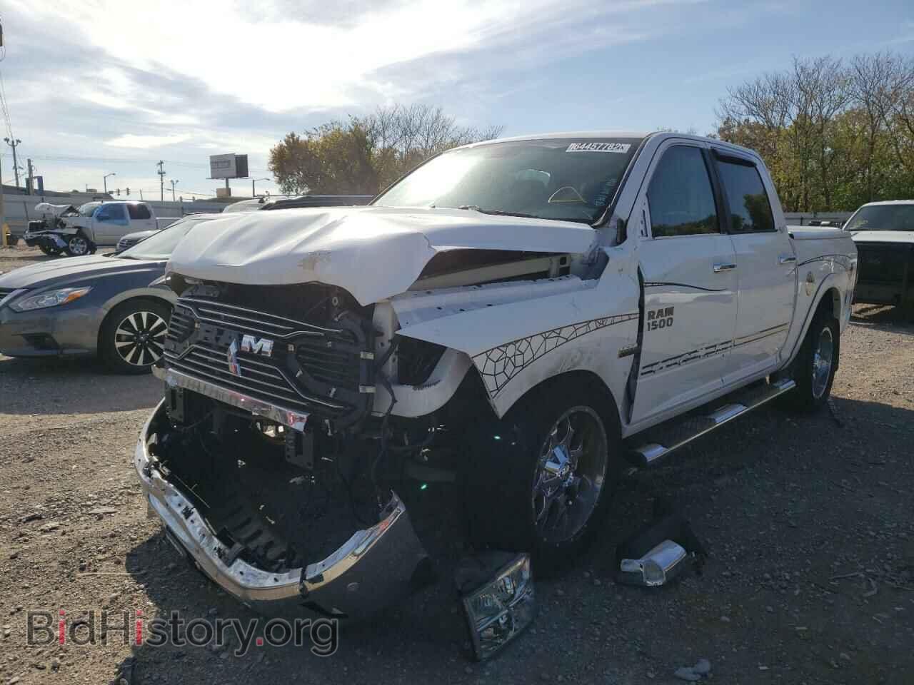 2016 RAM 1500 - VIN: 1C6RR6LT9GS169607 - Photo 2