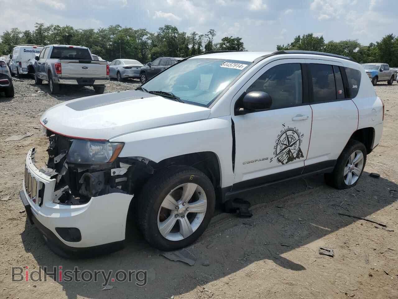 Фотография 1C4NJCBAXGD611621 - JEEP COMPASS 2016