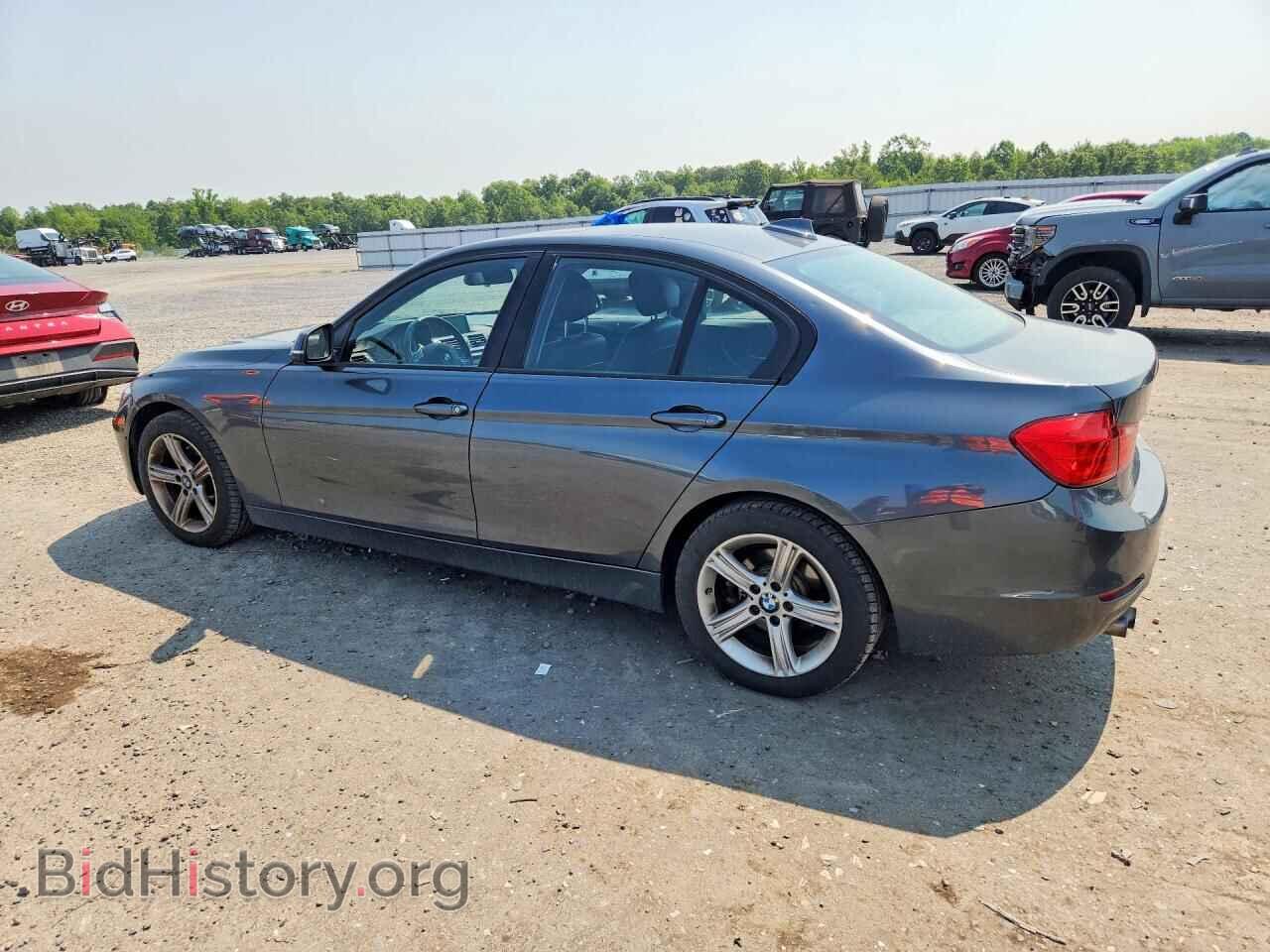 2013 BMW 3 SERIES - VIN: WBA3B5G56DNS03082 - Фото 2