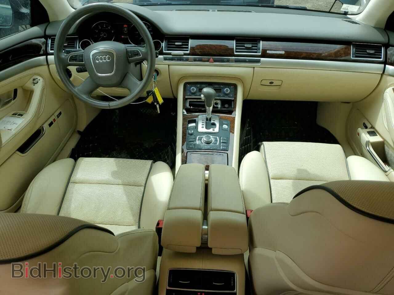 2010 AUDI A8 - VIN: WAURVAFA8AN008878 - Фото 8