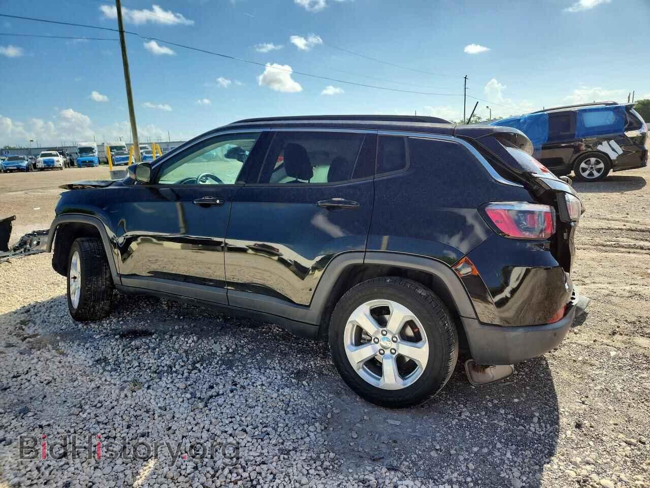 2018 JEEP COMPASS - VIN: 3C4NJCBB3JT304656 - Photo 2