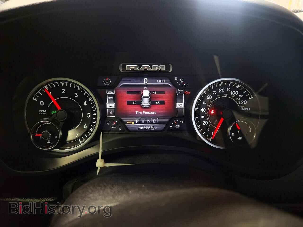 2019 RAM 1500 - VIN: 1C6SRFFT7KN638861 - Фото 9
