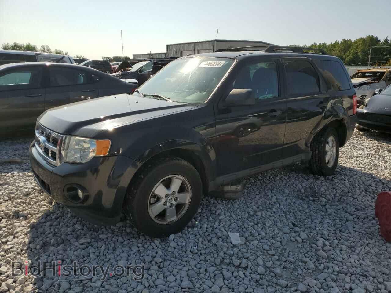 Фотография 1FMCU0D74BKA06766 - FORD ESCAPE 2011