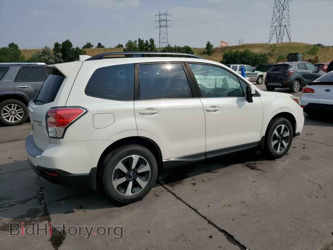2017 SUBARU FORESTER - VIN: JF2SJAGC8HH546474 - Фото 3