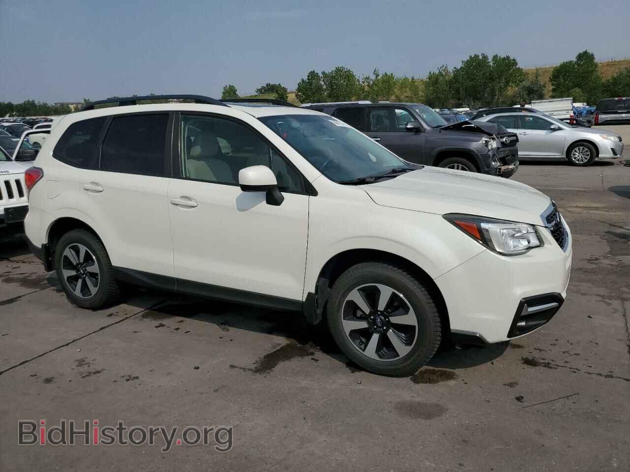 2017 SUBARU FORESTER - VIN: JF2SJAGC8HH546474 - Фото 4