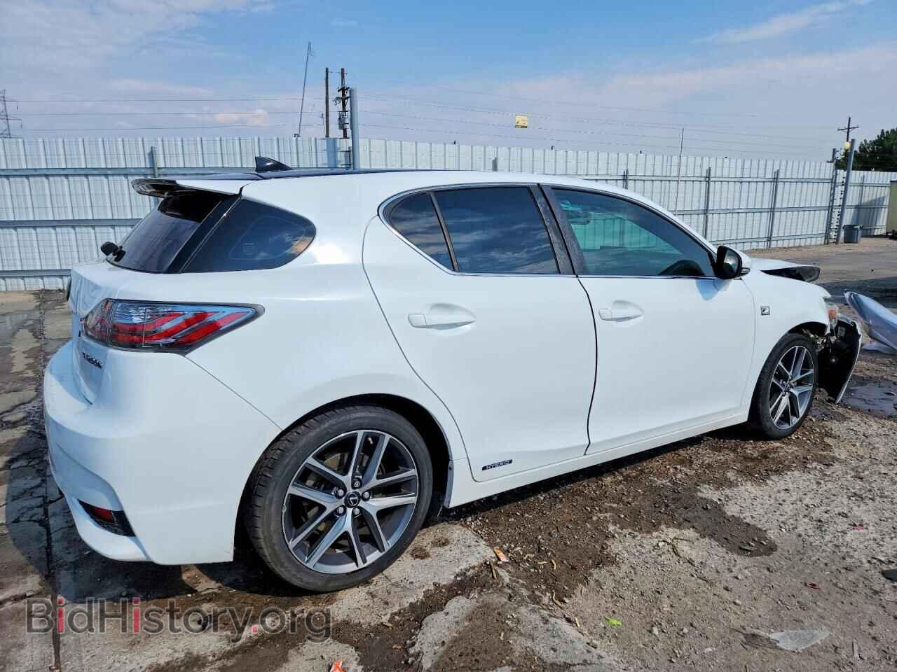 2015 LEXUS CT 200 - VIN: JTHKD5BH6F2233647 - Photo 3