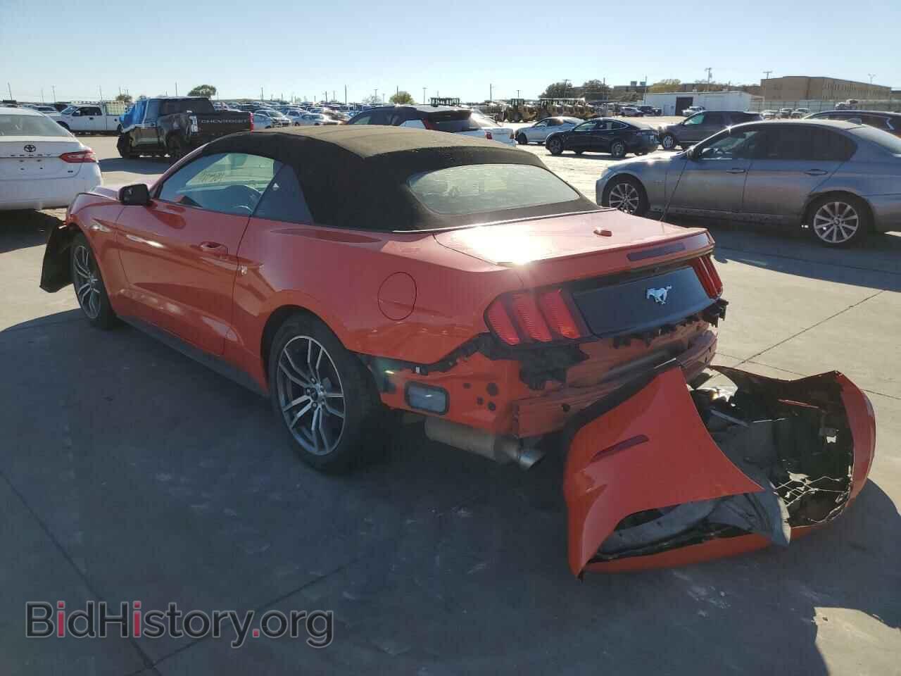 2016 FORD MUSTANG - VIN: 1FATP8UH2G5293135 - Фото 3